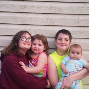 Meet your Posher, Cortney